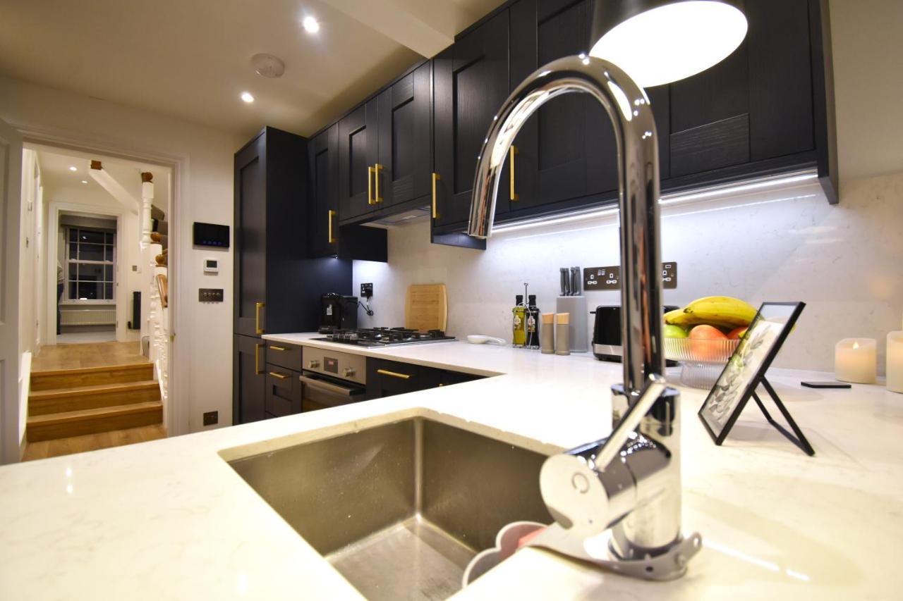 לונדון Stunning 3 Bed Apartment מראה חיצוני תמונה